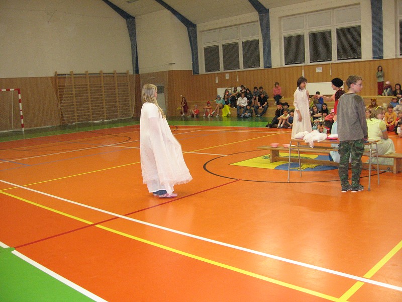 img00037.jpg