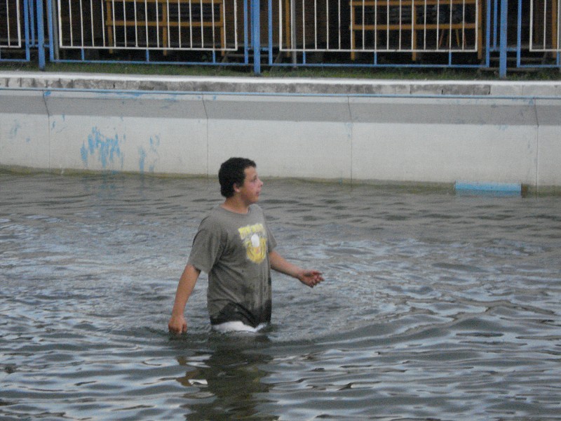 img00121.jpg