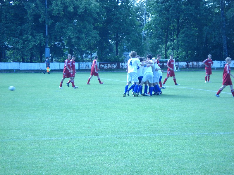 img00004.jpg