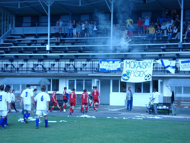 img00008.jpg