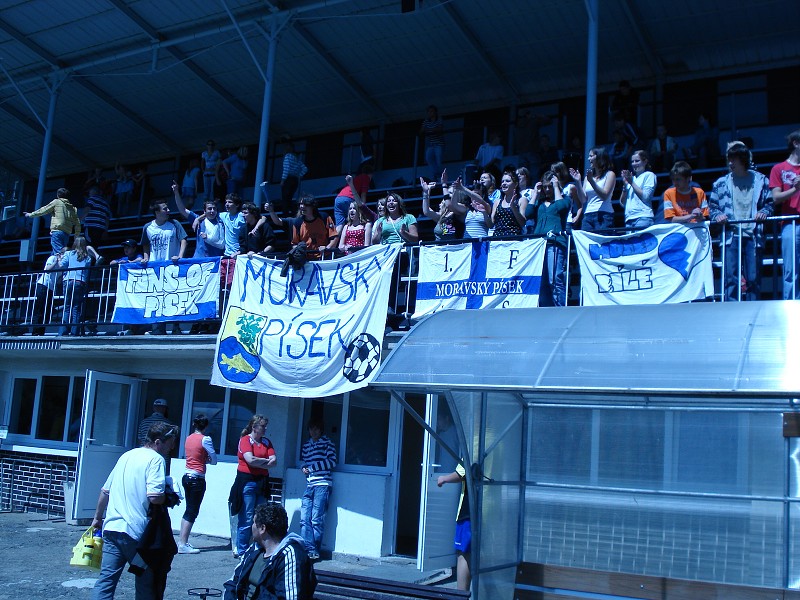 img00027.jpg