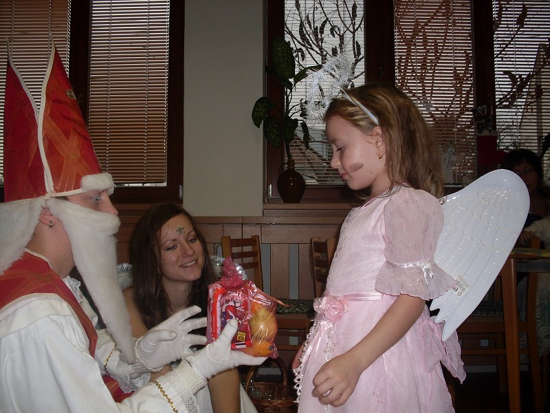 img00137.jpg