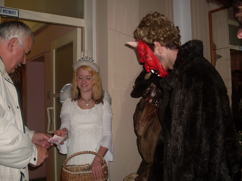 img00166.jpg