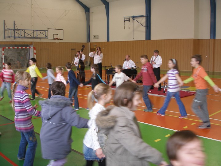 img00021.jpg