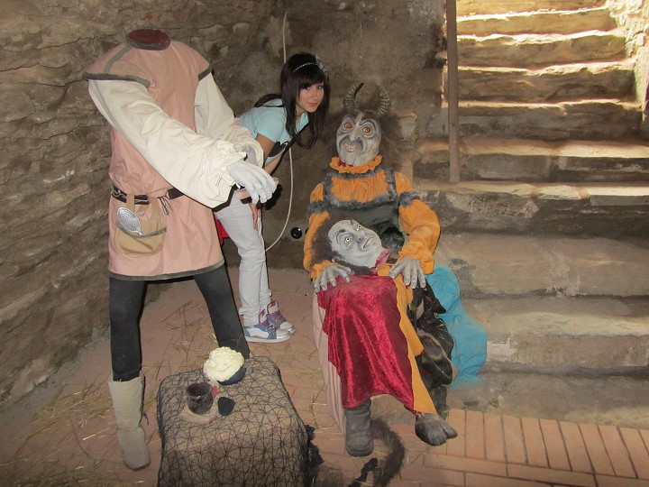 img00019.jpg