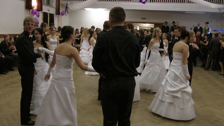 img00145.jpg