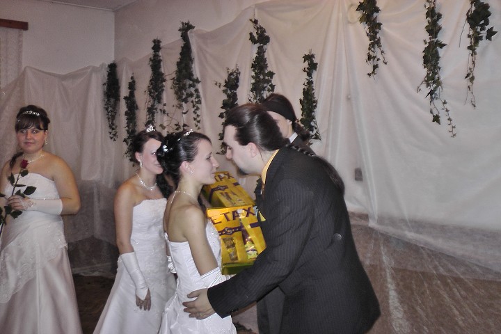 img00212.jpg