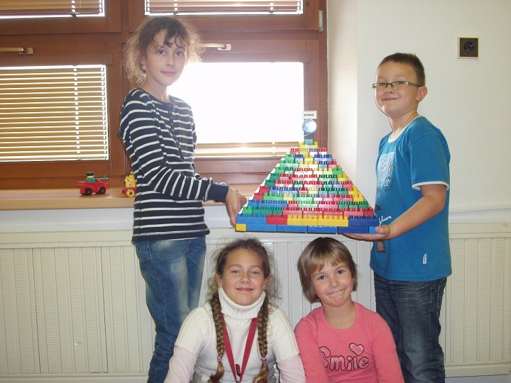 img00018.jpg