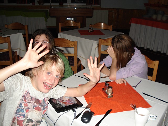 img00239.jpg