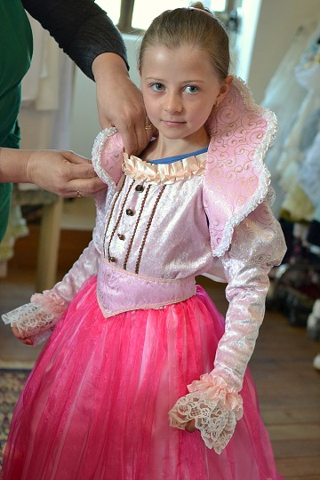 img00010.jpg
