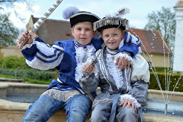 img00080.jpg