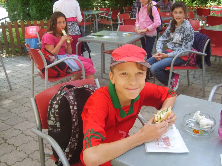 img00010.jpg