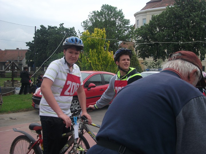 img00030.jpg