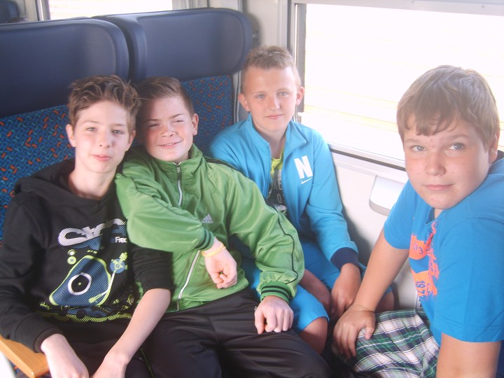 img00070.jpg