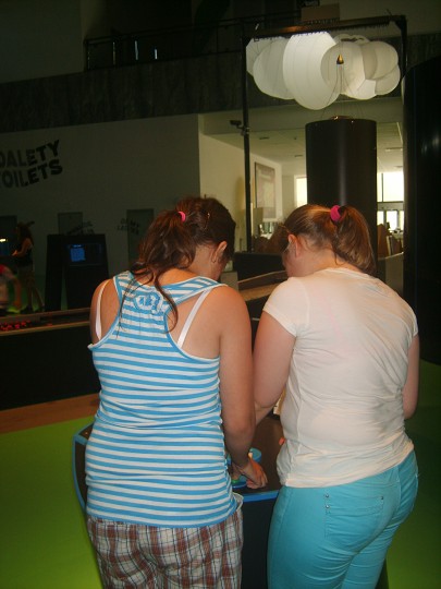 img00084.jpg