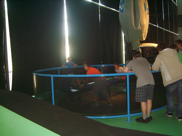img00105.jpg