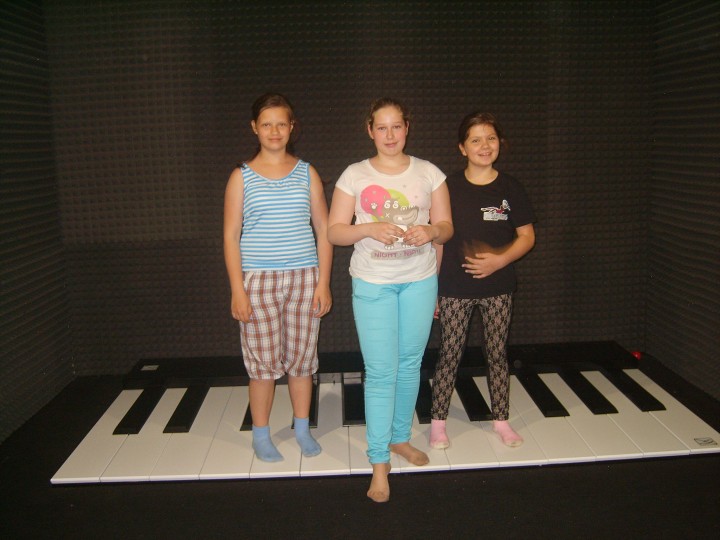 img00118.jpg