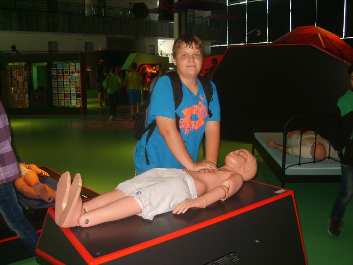 img00122.jpg