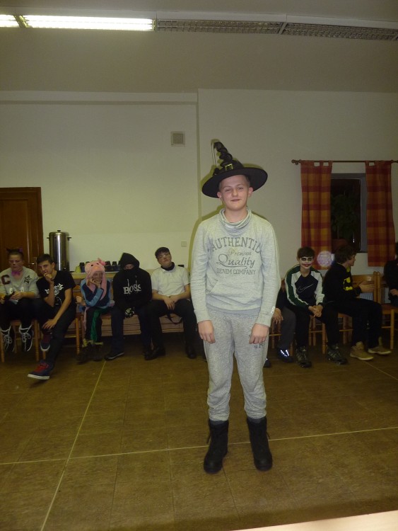 img00185.jpg
