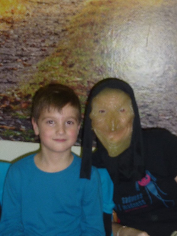 img00211.jpg