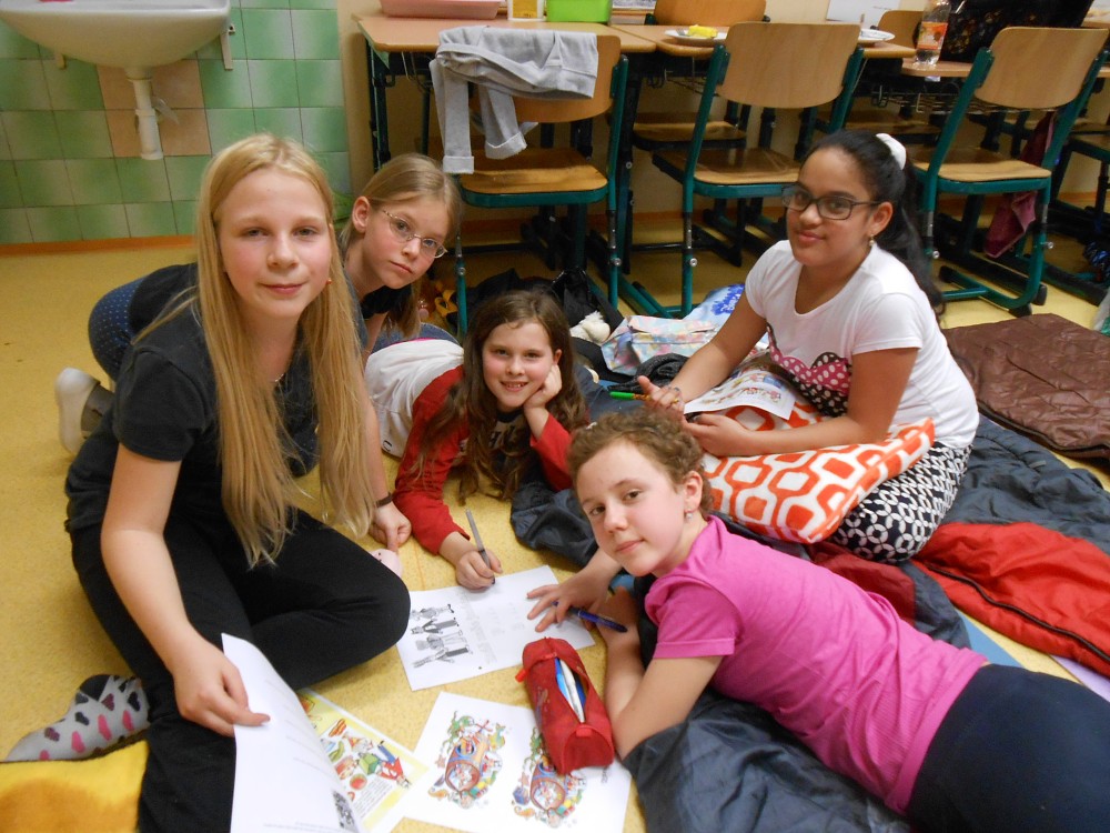 img00027.jpg