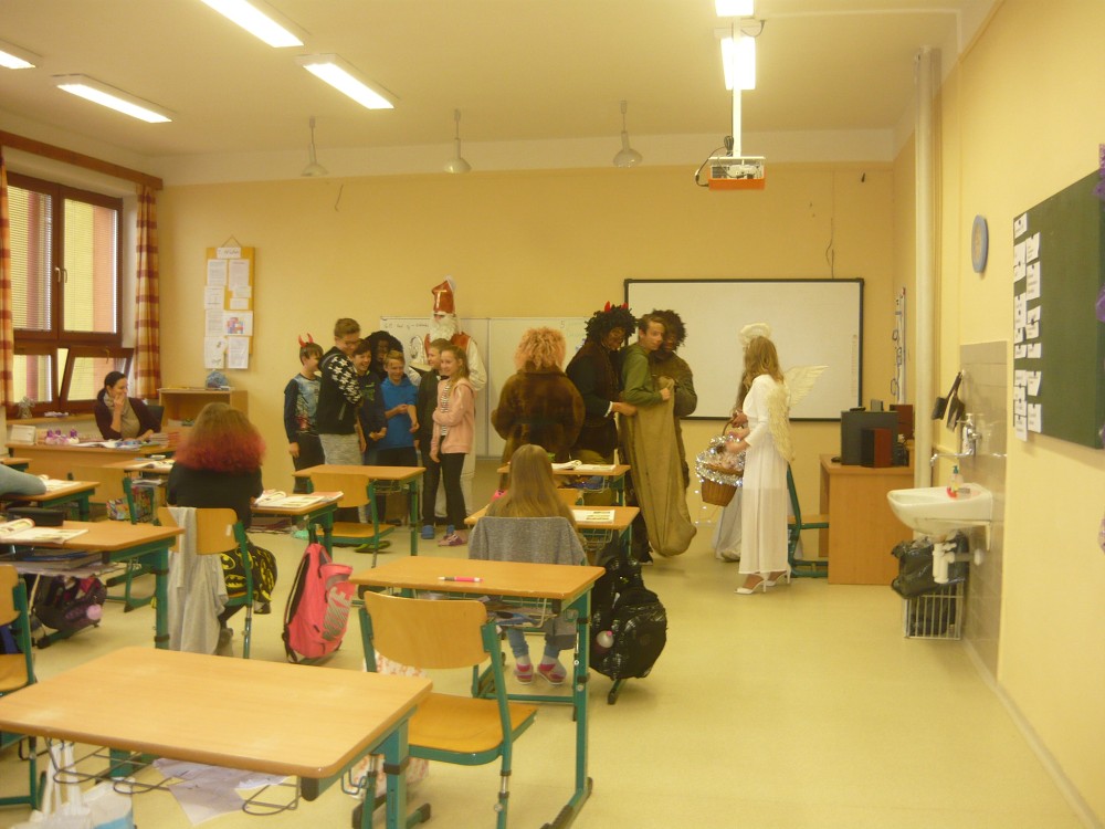img00137.jpg