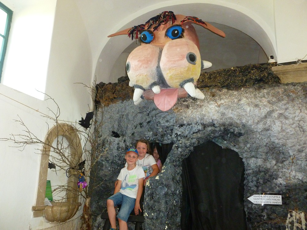 img00066.jpg