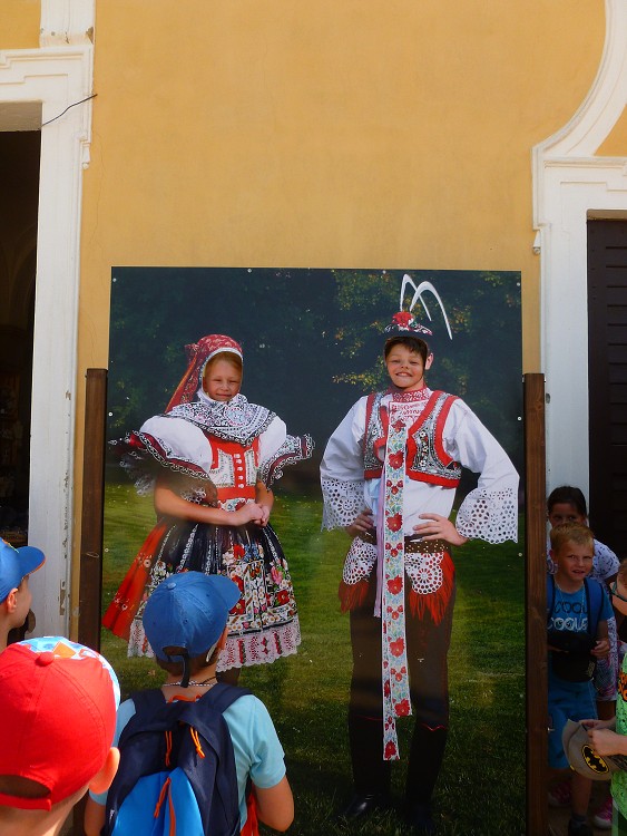 img00079.jpg