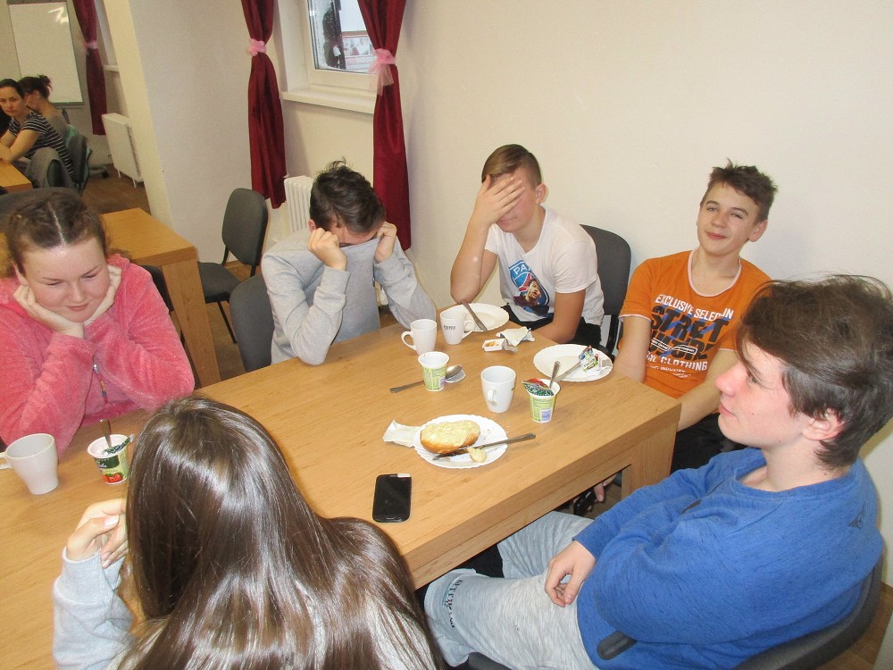 img00158.jpg