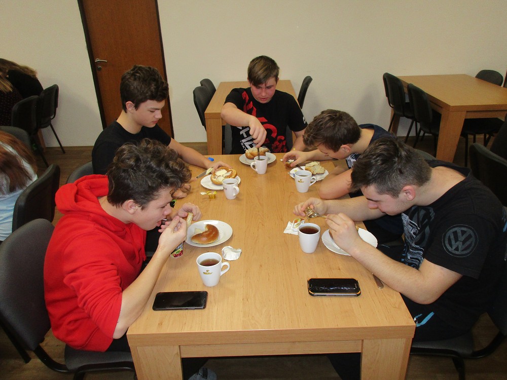 img00161.jpg