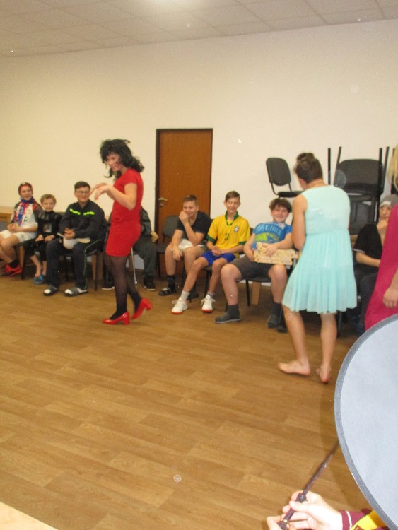 img00215.jpg