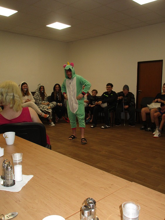 img00228.jpg