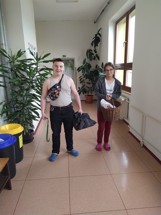 img00085.jpg