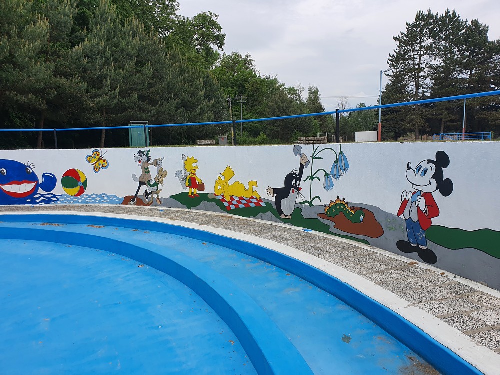 img00030.jpg