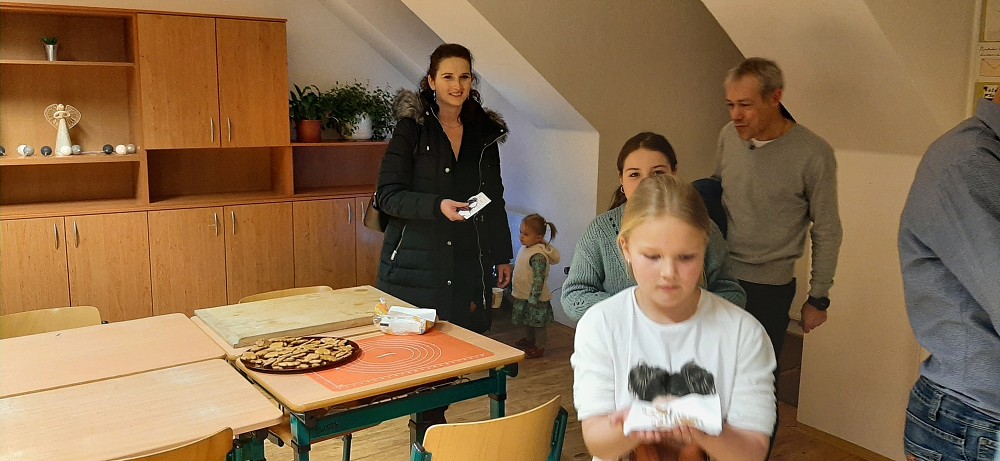 img00074.jpg