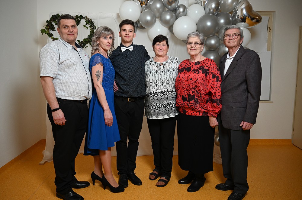 img00030.jpg
